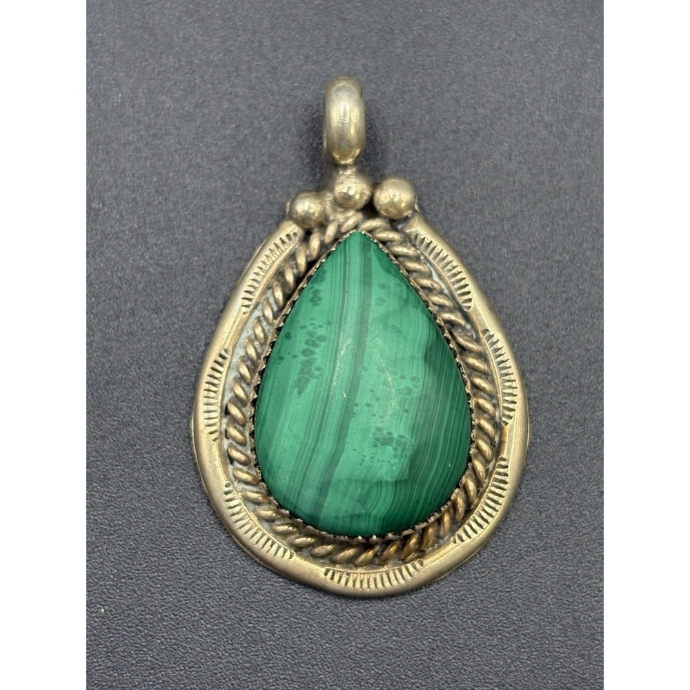 Native American Sterling Silver Malachite Pendant 16 Grams Signed D21